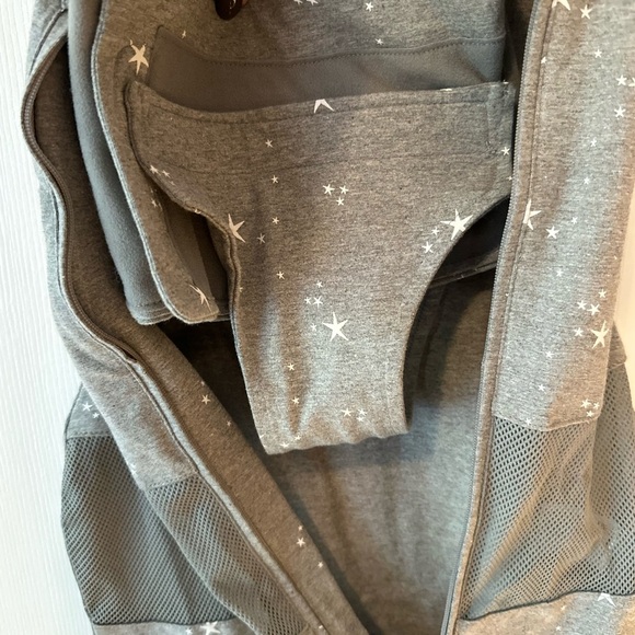 3 Happiest Baby Sleep Sacks 2 Small, 1 Medium. EUC, no pilling, no accidents - Picture 5 of 6